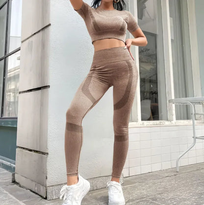 Conjunto Essentials